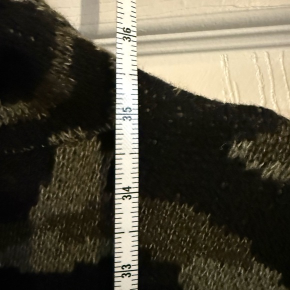Nine West camo Textured Sweater size large - Picture 6 of 7